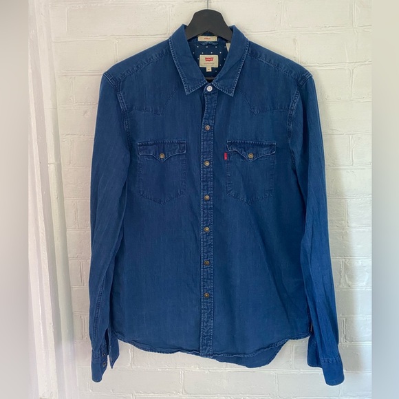 LEVI’S denim shirt - Picture 4 of 6